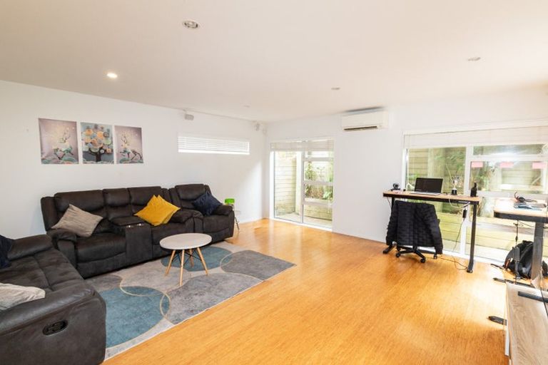 Photo of property in 36g Erlestoke Crescent, Churton Park, Wellington, 6037