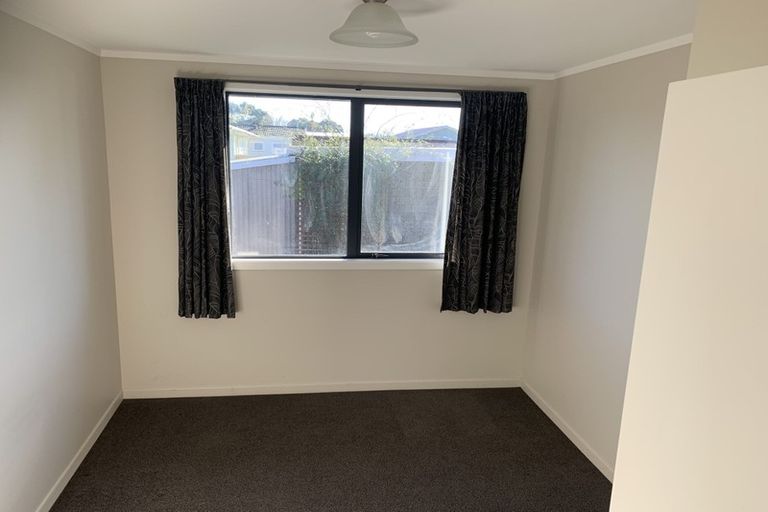 Photo of property in 5 Canteen Street, Marton, 4710