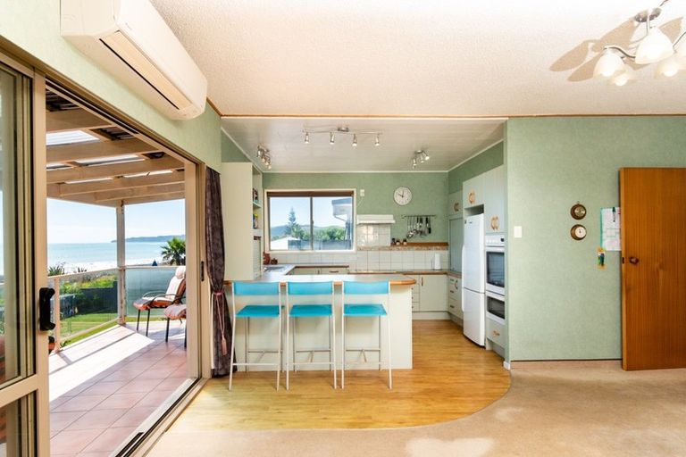 Photo of property in 237 Clifton Road, Te Awanga, 4102