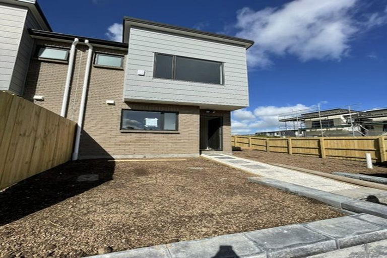 Photo of property in 19a Poruru Close, Papakura, 2110