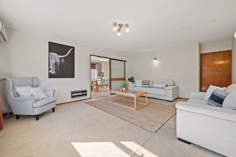 Photo of property in 2/267 Sawyers Arms Road, Bishopdale, Christchurch, 8053