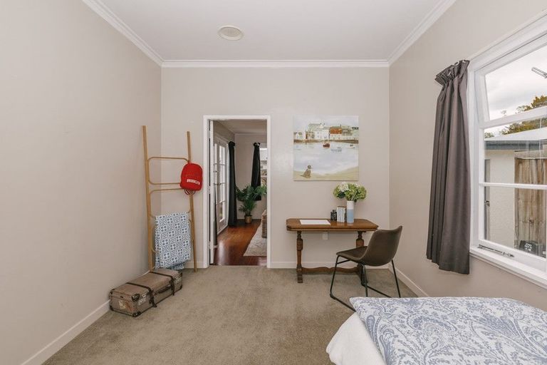 Photo of property in 14 Trent Avenue, Hokowhitu, Palmerston North, 4410