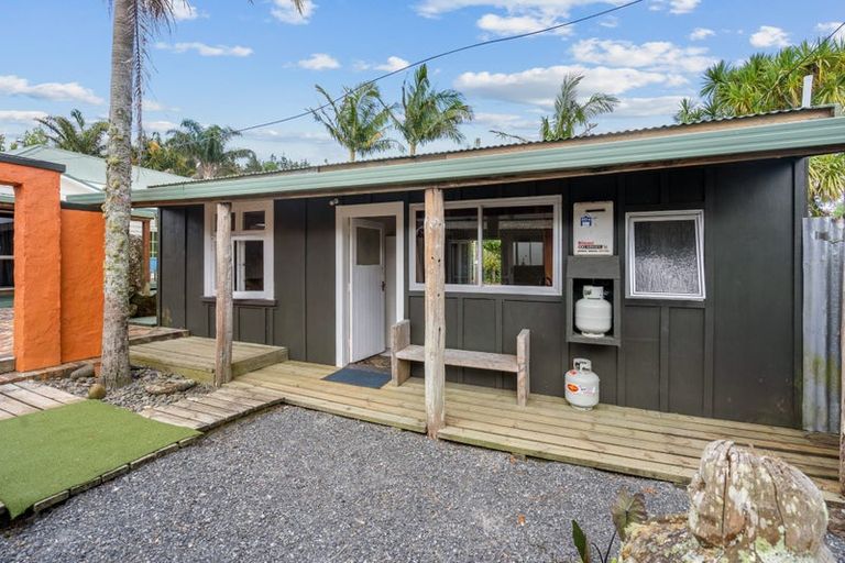 Photo of property in 18 Waro Drive, Hikurangi, 0114