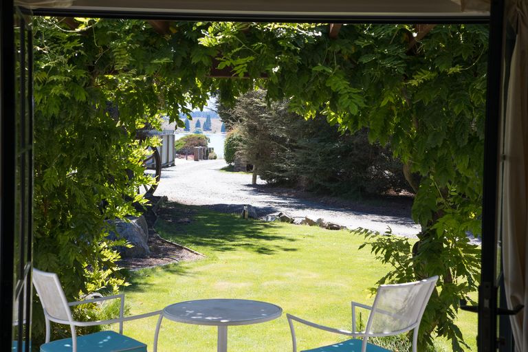 Photo of property in 7 Pioneer Drive, Lake Tekapo, 7999