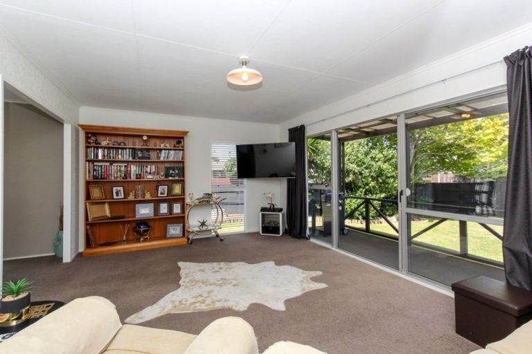 Photo of property in 1 Penrod Drive, Bell Block, New Plymouth, 4312