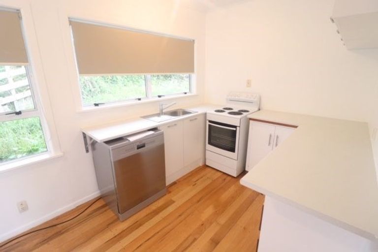 Photo of property in 307 Don Buck Road, Massey, Auckland, 0614