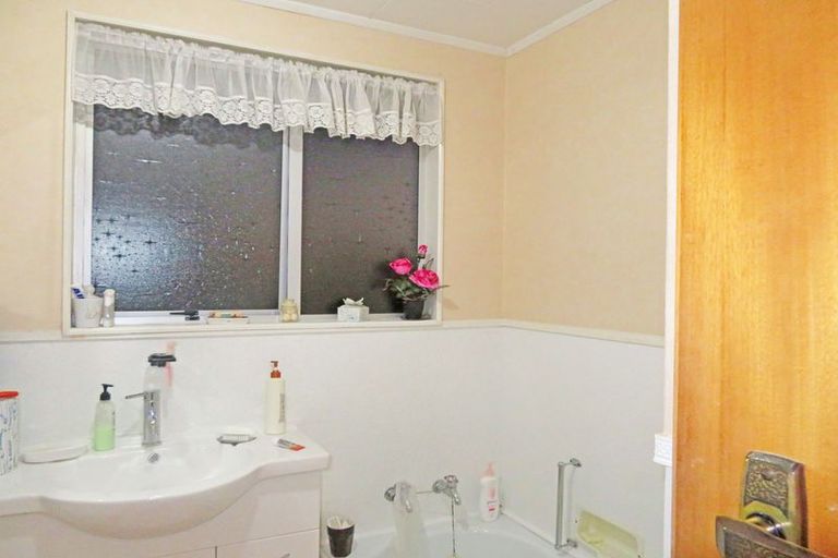 Photo of property in 8b Stuart Street, Holmes Hill, Oamaru, 9401