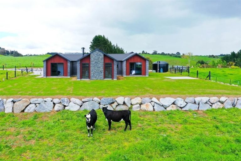 Photo of property in 110 Stockman Road, Tikorangi, Waitara, 4383