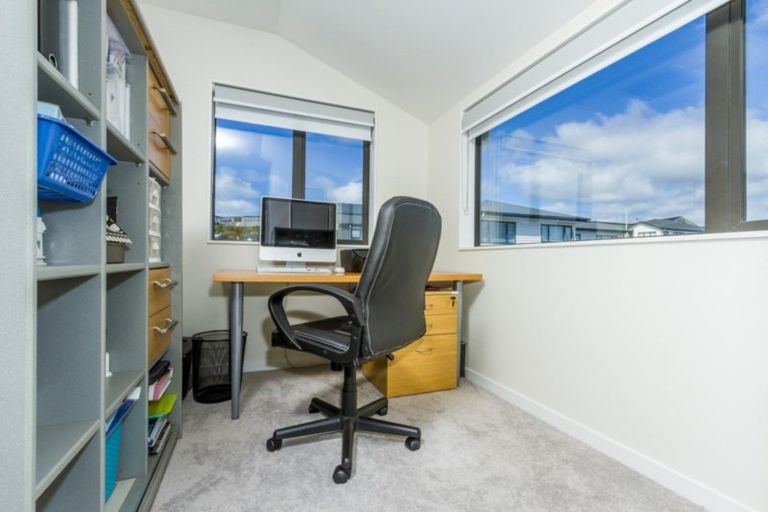 Photo of property in 6 Turutu Place, Long Bay, Auckland, 0630
