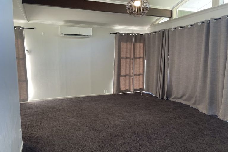 Photo of property in 202 Manuka Road, Bayview, Auckland, 0629