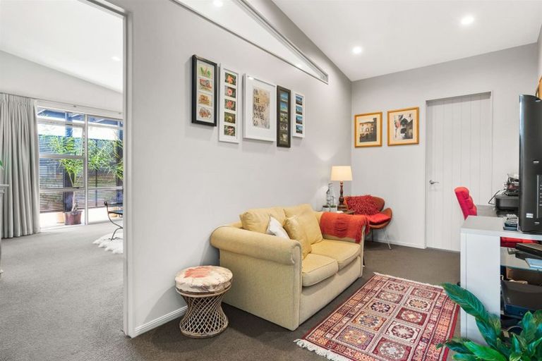 Photo of property in 12 Seabreeze Road, Mangawhai Heads, Mangawhai, 0505