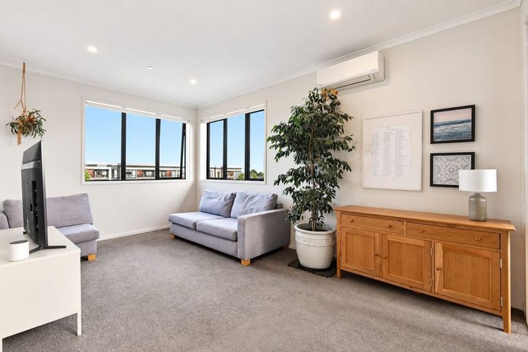 Photo of property in 11/96 Clark Road, Hobsonville, Auckland, 0616