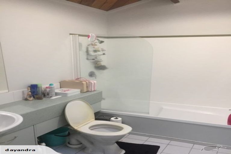 Photo of property in Metro Apartments, 16/220 Thorndon Quay, Pipitea, Wellington, 6011