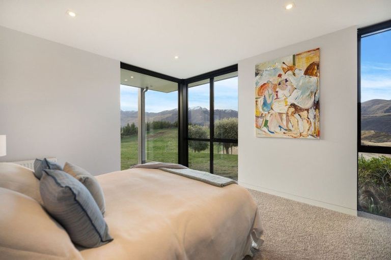 Photo of property in 6 Bloxham Lane, Lake Hayes, Queenstown, 9371