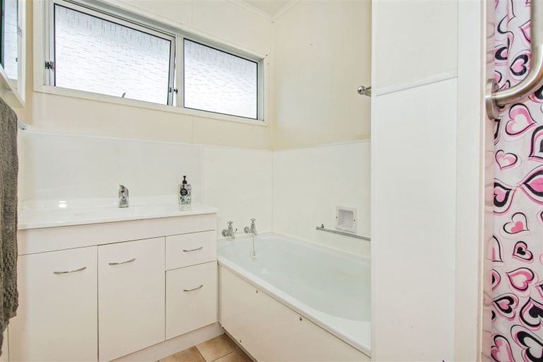 Photo of property in 1/5 Brighton Road, Kensington, Whangarei, 0112