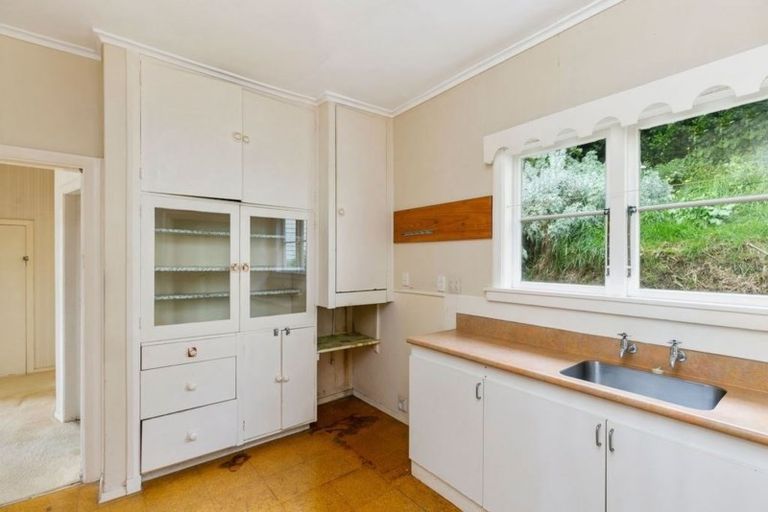 Photo of property in 46 Totara Road, Miramar, Wellington, 6022