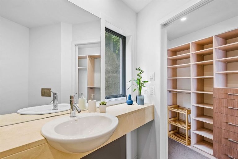 Photo of property in 73 Moana Road, Plimmerton, Porirua, 5026