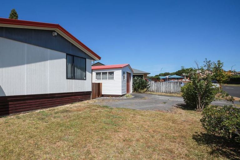 Photo of property in 6 Balmerino Crescent, Pukete, Hamilton, 3200