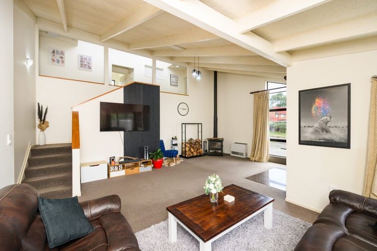 Photo of property in 42a Clifton Terrace, Fitzherbert, Palmerston North, 4410