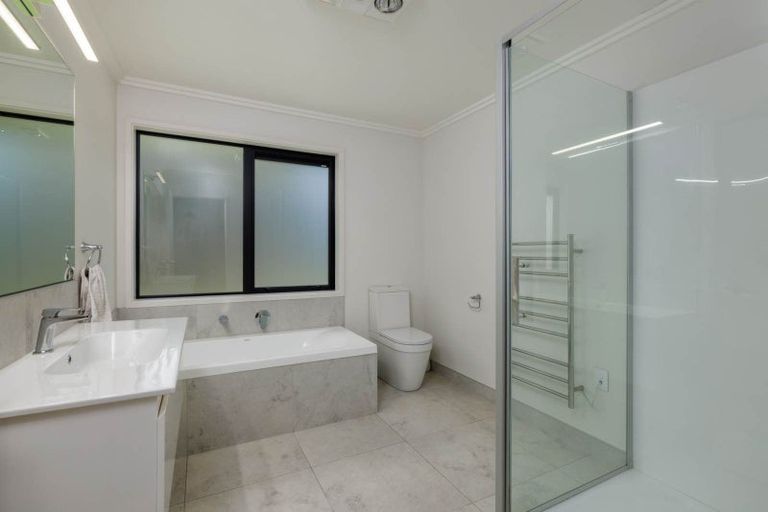 Photo of property in 13 Riverglen Drive, Haruru, 0204