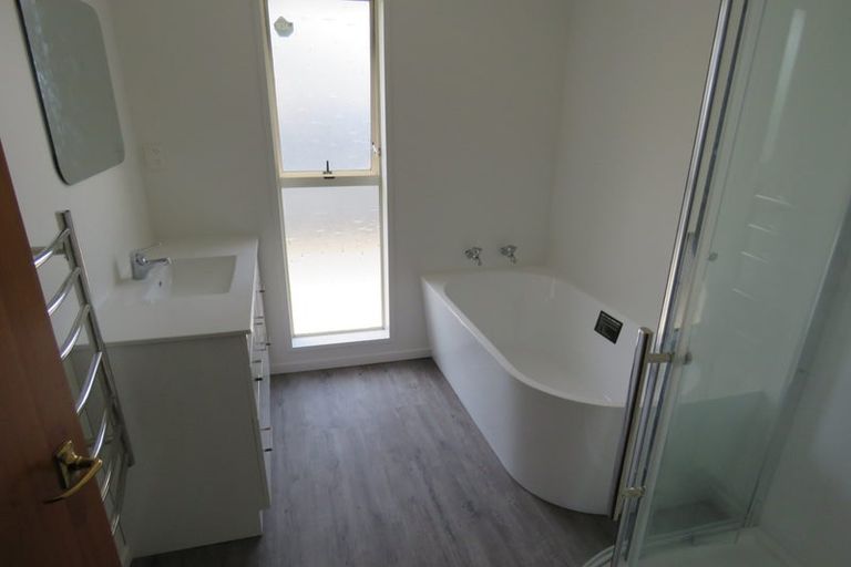 Photo of property in 1/8 Peverel Street, Riccarton, Christchurch, 8011