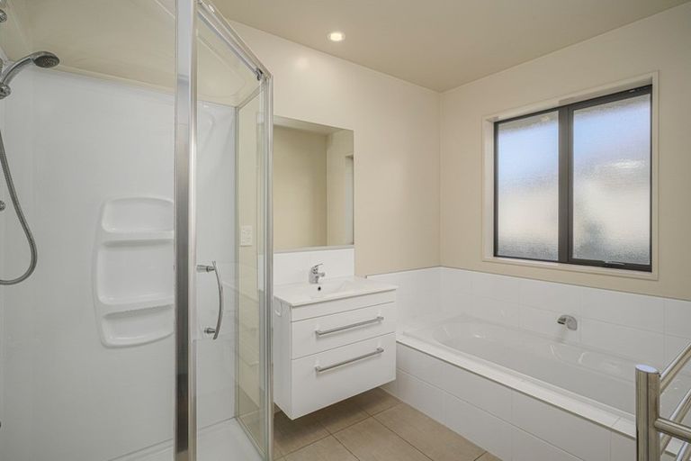 Photo of property in 9 Bamber Crescent, Halswell, Christchurch, 8025