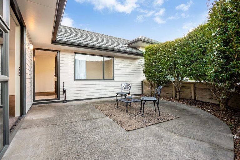 Photo of property in 1/35 Eastglen Road, Glen Eden, Auckland, 0602