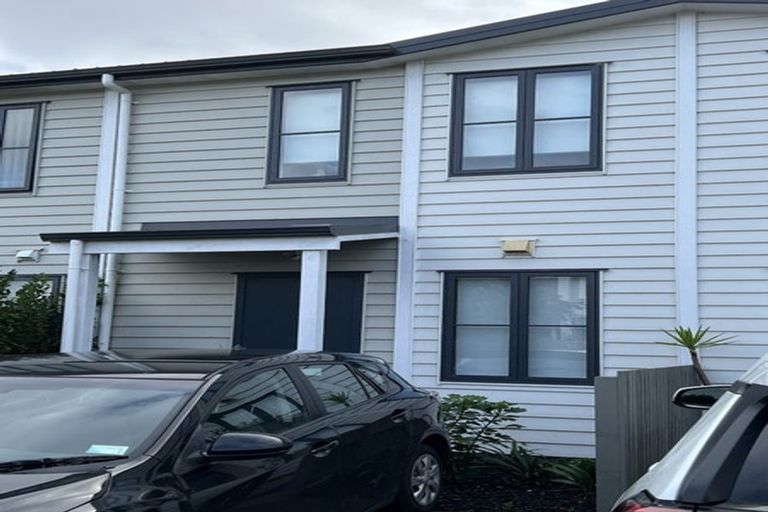 Photo of property in 18 Bellbird Street, Papakura, 2110