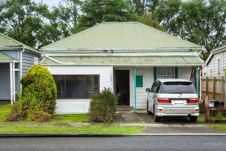 Photo of property in 19 Corbett Street, Paeroa, 3600