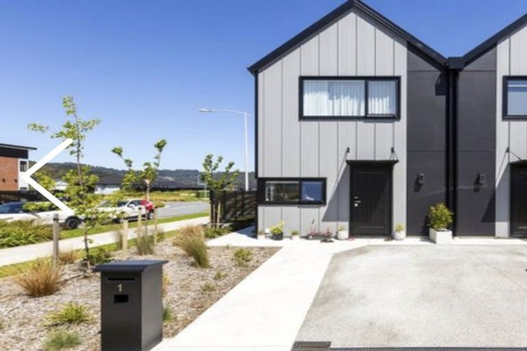 Photo of property in 1 Raeble Walkington Lane, Wallaceville, Upper Hutt, 5018