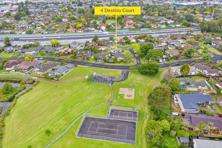 Photo of property in 4 Destino Court, Conifer Grove, Takanini, 2112