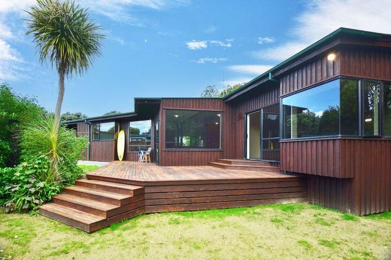 Photo of property in 6 Quentin Place, Mahia, Nuhaka, 4198