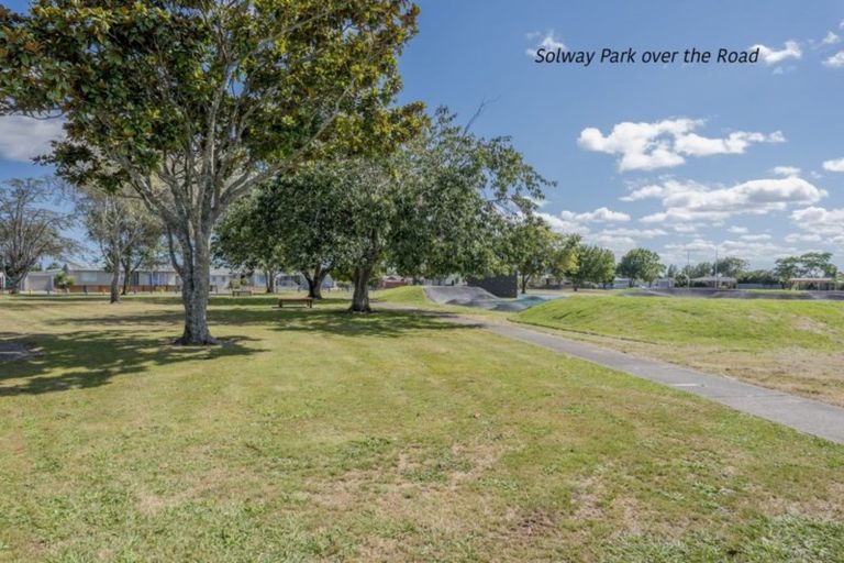 Photo of property in 25 Perth Street, Levin, 5510