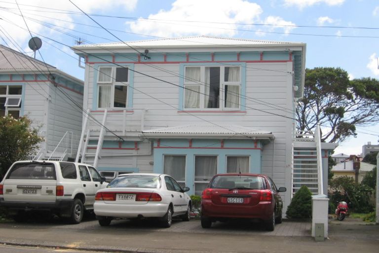 Photo of property in 69 Pirie Street, Mount Victoria, Wellington, 6011