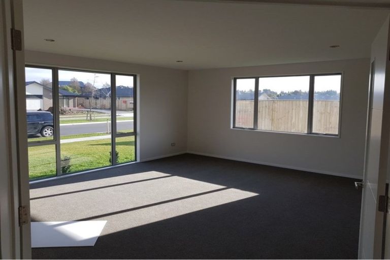 Photo of property in 60 Bayliss Drive, Kaiapoi, 7630