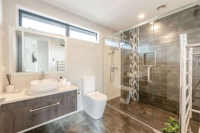 Photo of property in 25 Little Gem Road, Hornby, Christchurch, 8025