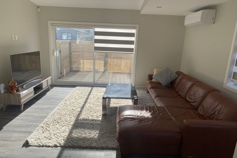 Photo of property in 60 Melksham Drive, Churton Park, Wellington, 6037