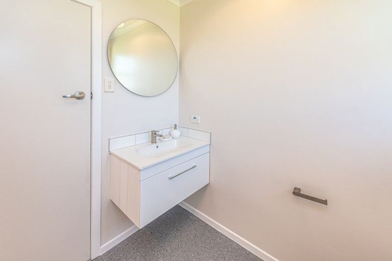 Photo of property in 2 Cumbrae Place, Aramoho, Whanganui, 4500