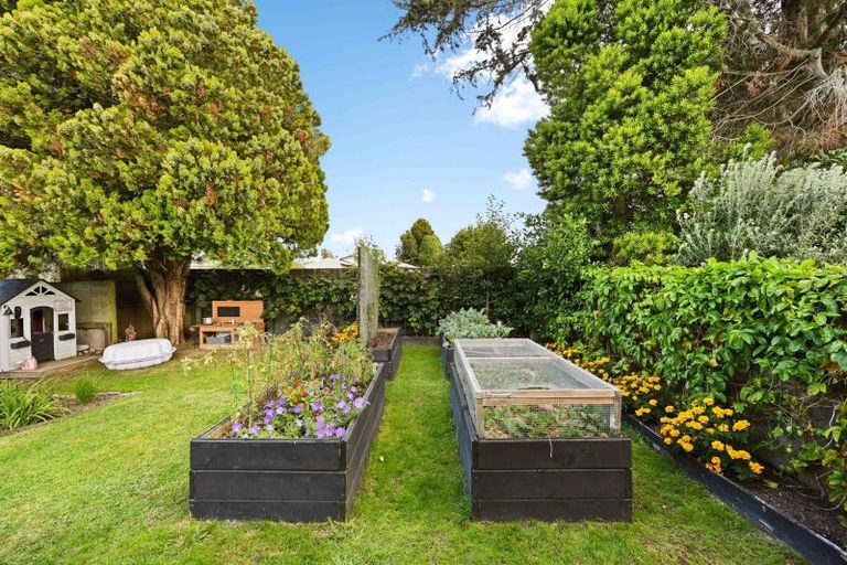 Photo of property in 30 Rhonda Avenue, Deanwell, Hamilton, 3206