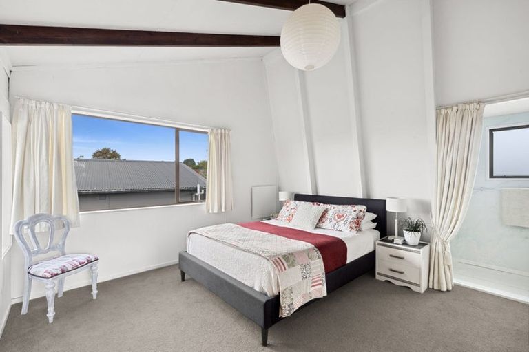 Photo of property in 8 Cliff Road, Tasman, Upper Moutere, 7173