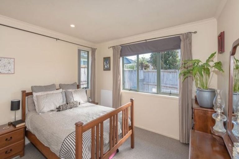 Photo of property in 5 Locksley Lane, Hamilton East, Hamilton, 3216