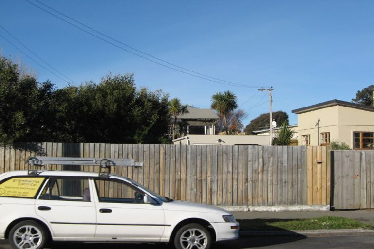 Photo of property in 93 Bowhill Road, New Brighton, Christchurch, 8083
