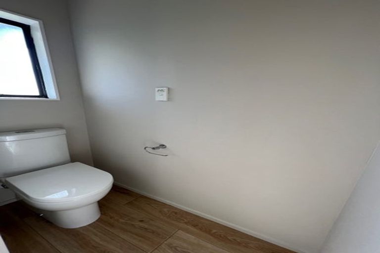 Photo of property in 8 Pringle Place, Nawton, Hamilton, 3200