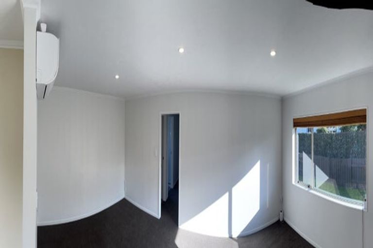 Photo of property in 16/1 Manchester Street, Levin, 5510
