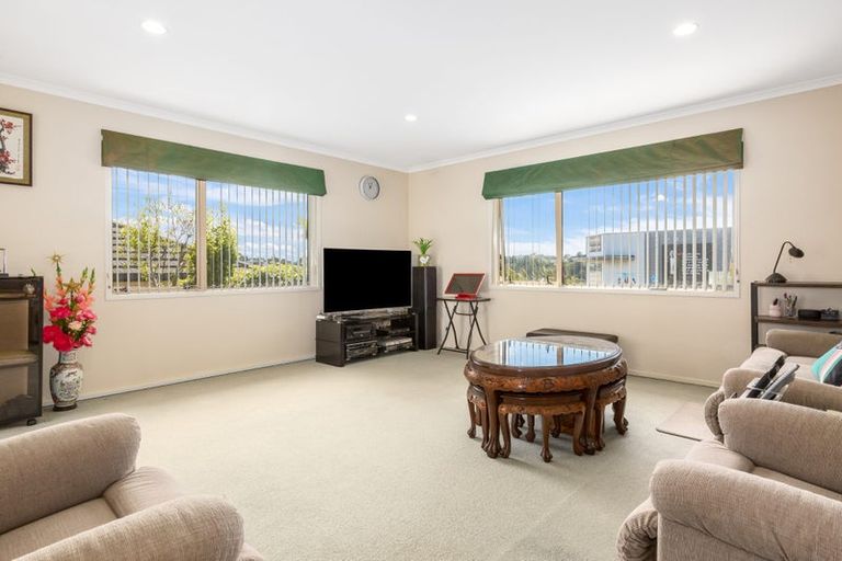 Photo of property in 34 Aotea Drive, Aotea, Porirua, 5024