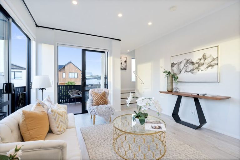 Photo of property in 1 Onekiritea Road, Hobsonville, Auckland, 0616