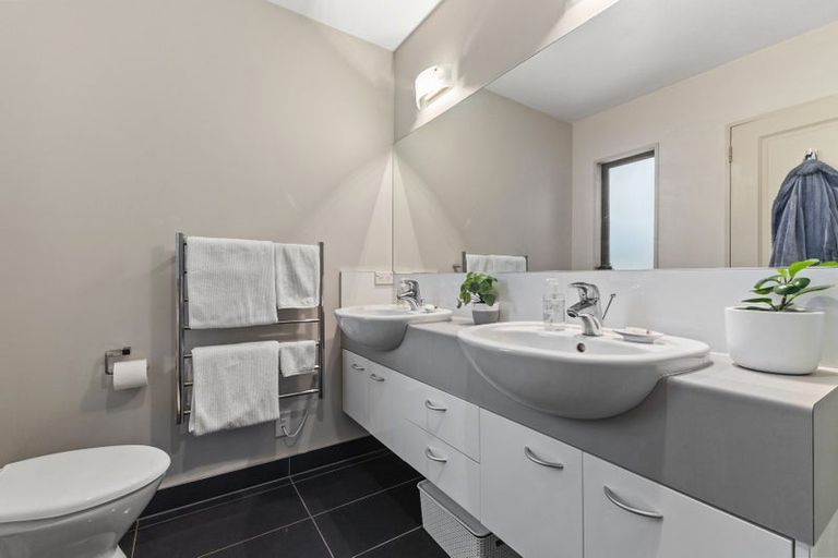 Photo of property in 17 Marsack Crescent, Halswell, Christchurch, 8025