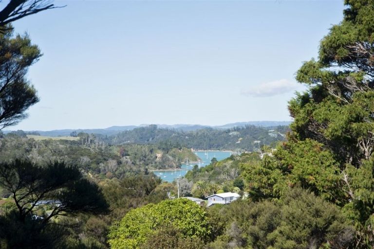 Photo of property in 19 James Street, Russell, 0202