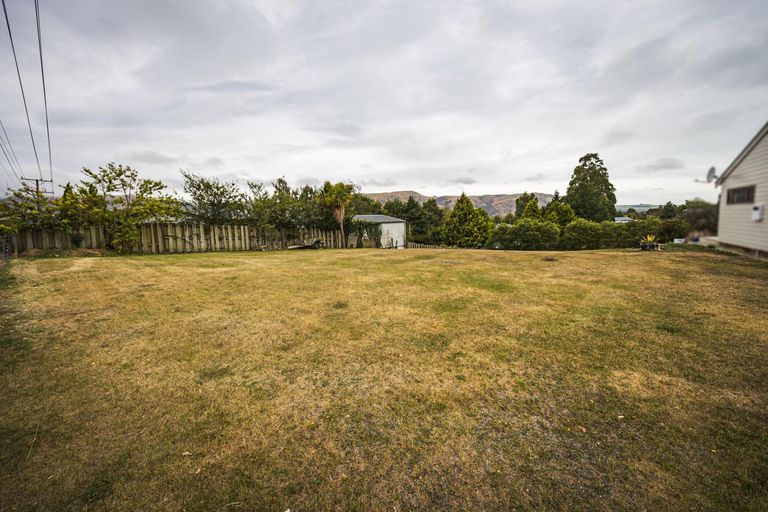 Photo of property in 19 Rees Street, Duntroon, 9494