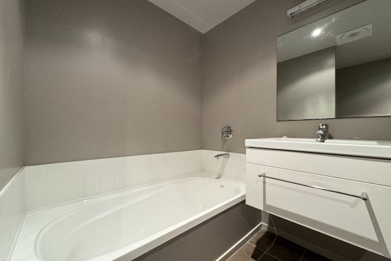 Photo of property in 2/114 Mitchell Street, Brooklyn, Wellington, 6021